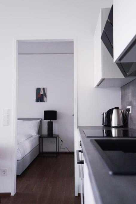 Exclusive Condo With Pool And Terrace Viena Exterior foto